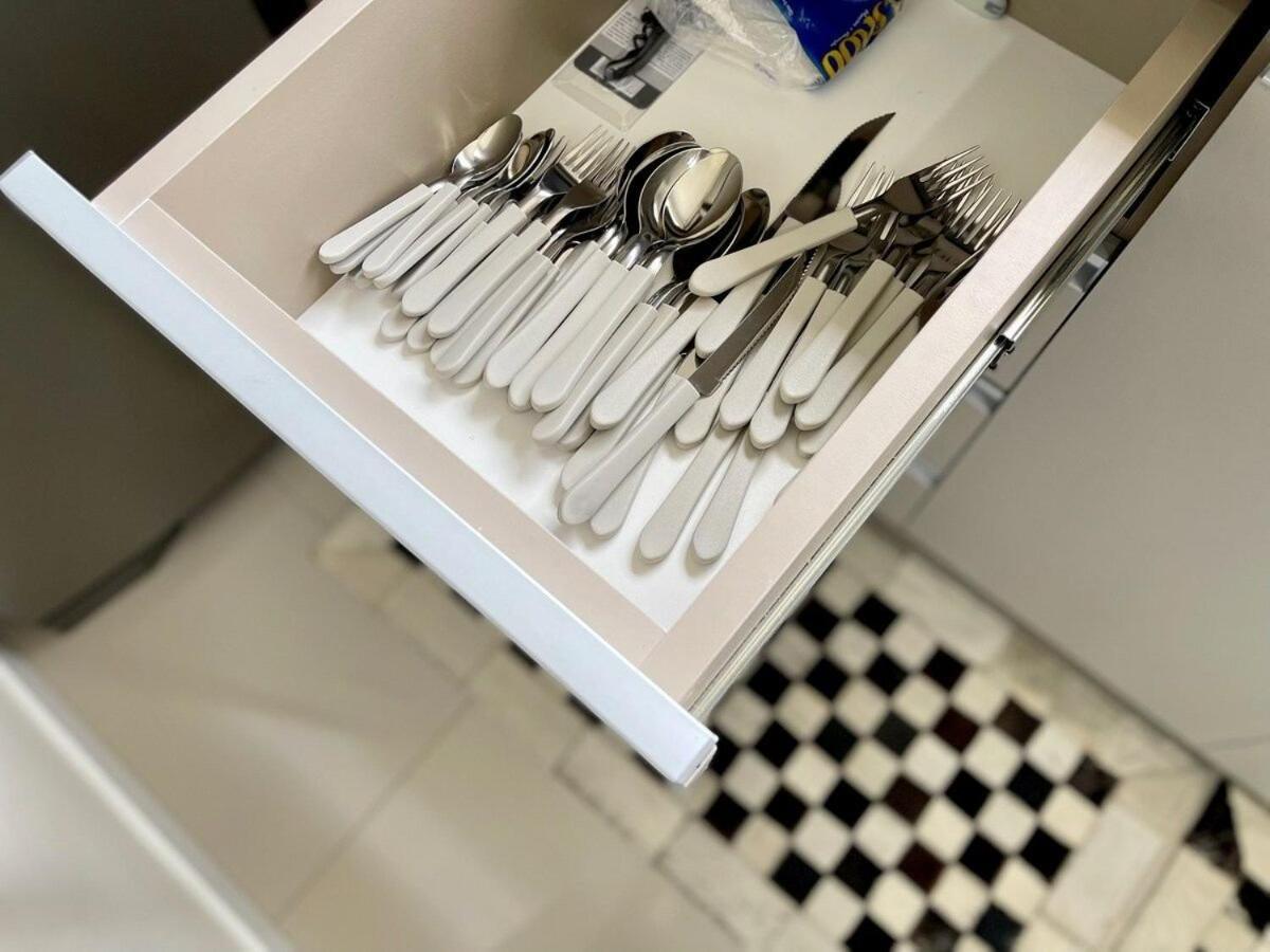 Casa Triplex 3 Dorm A 6Qd Rua Coberta Canela Eksteriør billede